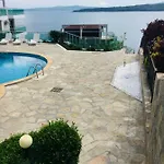 Panoramic Sea View With Pool Apartment Sosopol