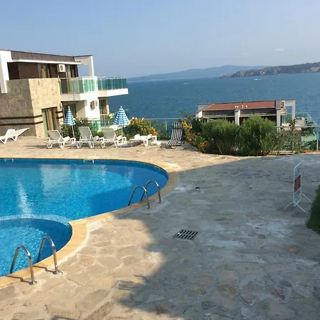 Panoramic Sea View With Pool Apartament